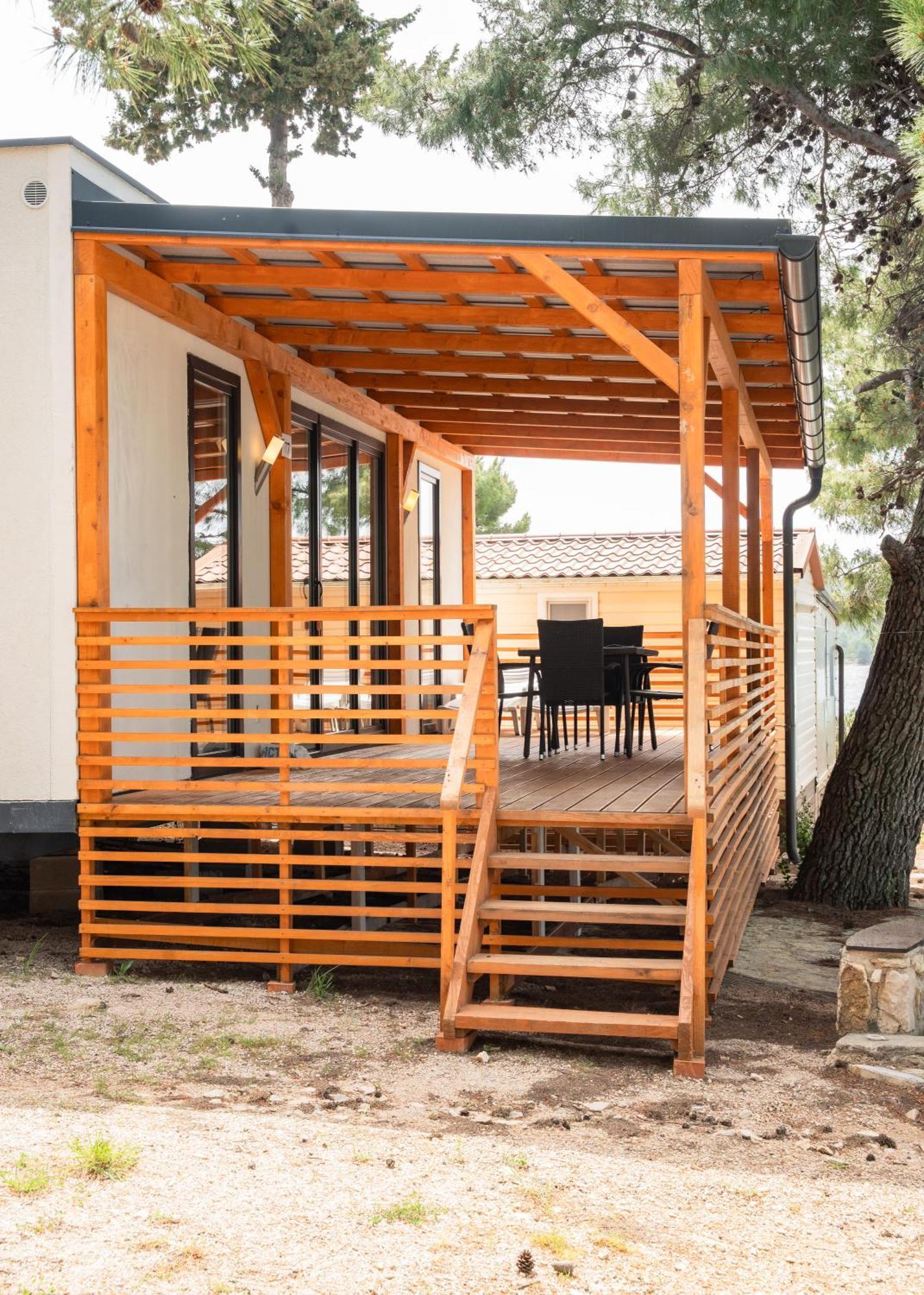 Mediteran Travel Mobile Homes Miran Pirovac Kültér fotó